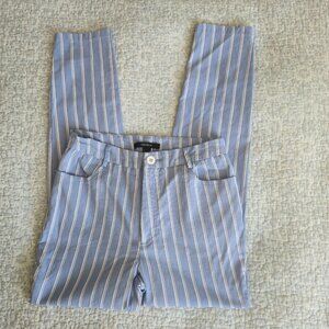 Forever 21 Mid Rise Straight Leg 4 Pocket Pants, Size Medium